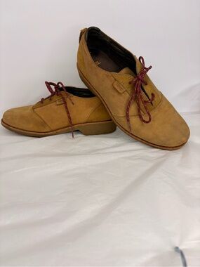 Teva Casual Nubuck Lace-Up Shoes in Tan with Burgundy Laces